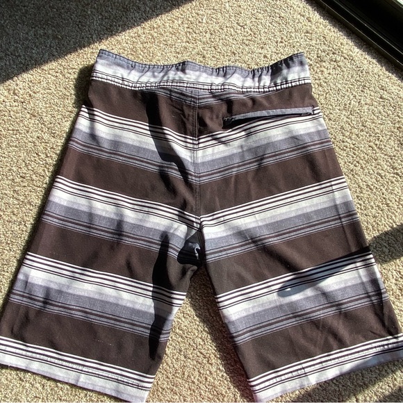 Burnside Mens Board Shorts black white grey stripe - Picture 2 of 4